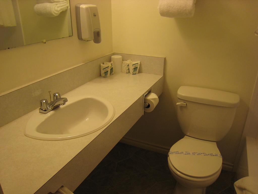 Downtowner Motor Inn Creston Quarto foto