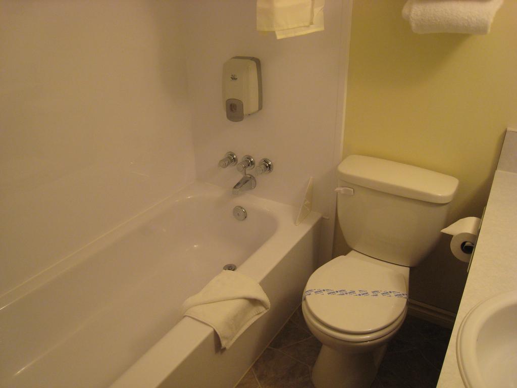 Downtowner Motor Inn Creston Quarto foto