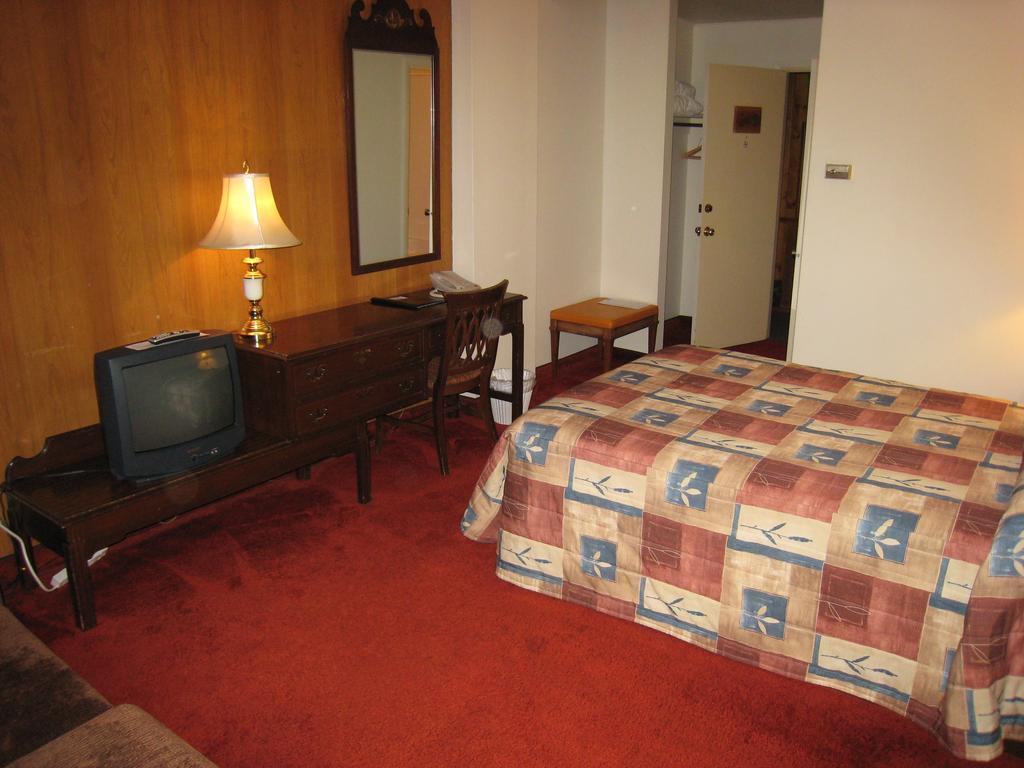 Downtowner Motor Inn Creston Quarto foto